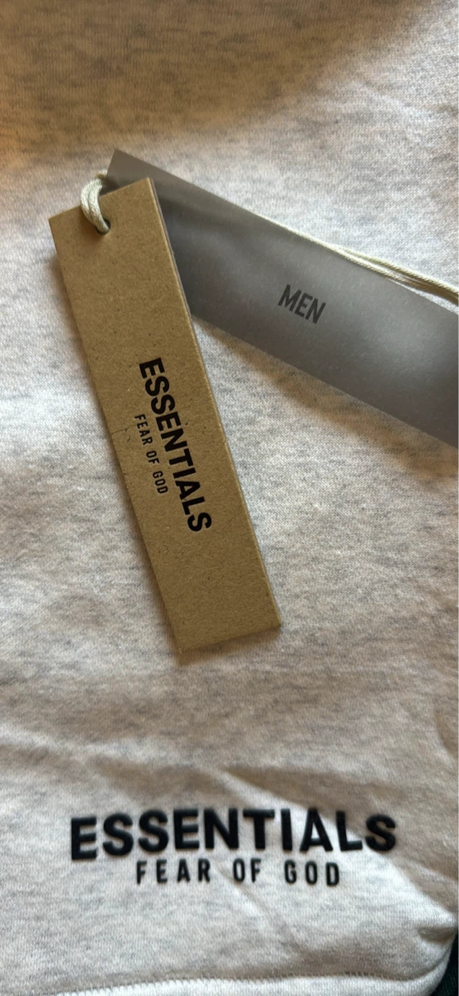 ESSENTIALS Fear of God Shorts - photo 5
