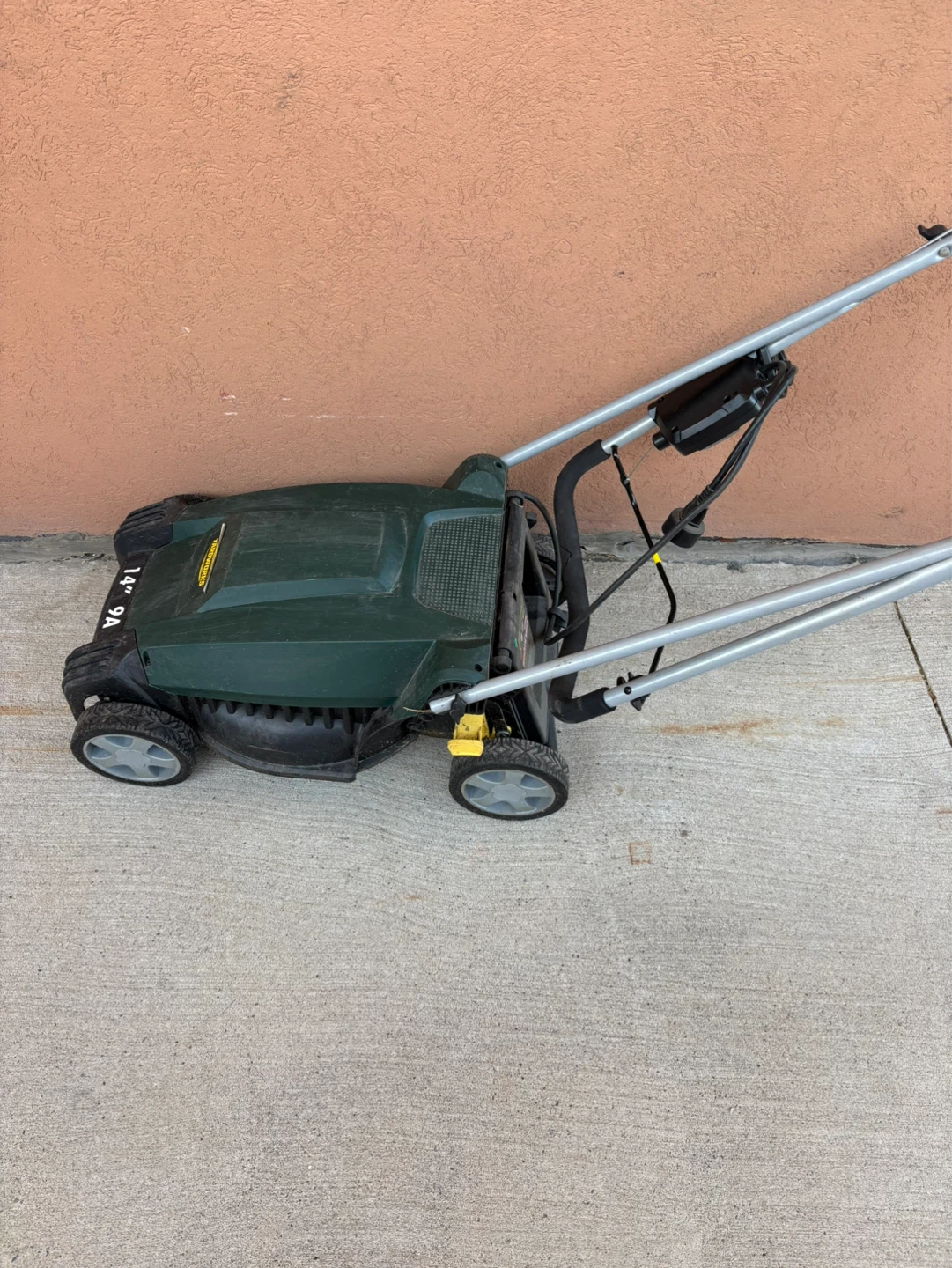 Green Electric Lawn Mower 14" Deck