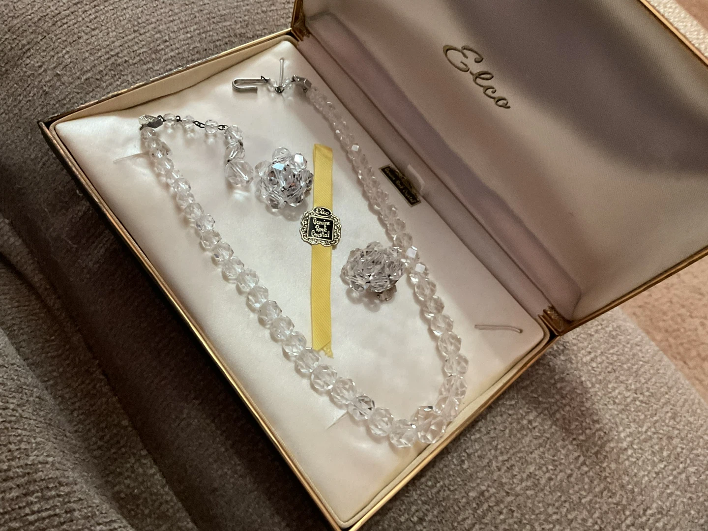 Elco Crystal Necklace and Earring Set