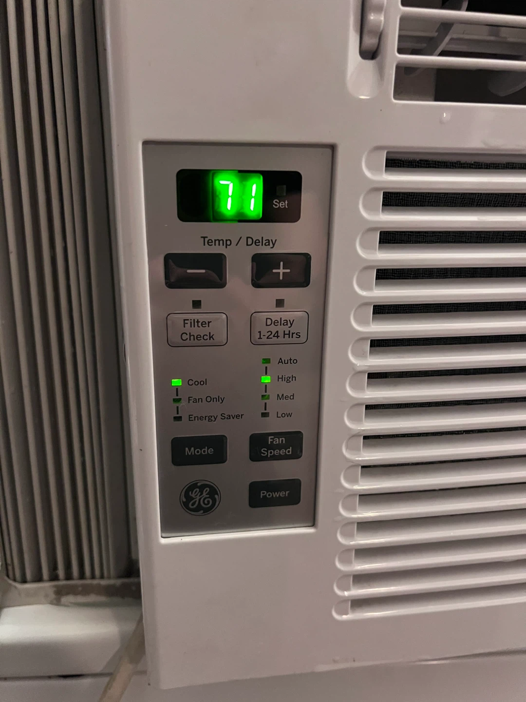 GE Room Air Conditioner - photo 2