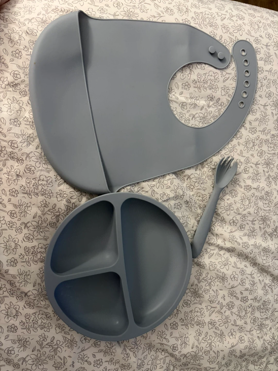 Silicone Toddler Bib and Plate Set