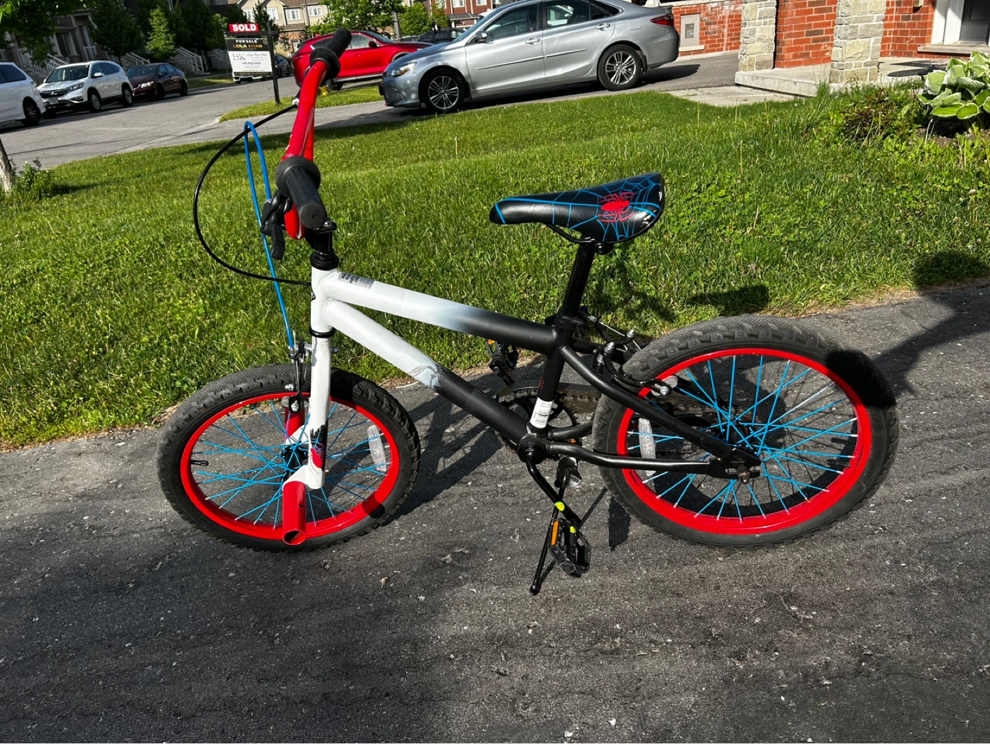 Huffy Marvel Spider-Man BMX Bike - 18"