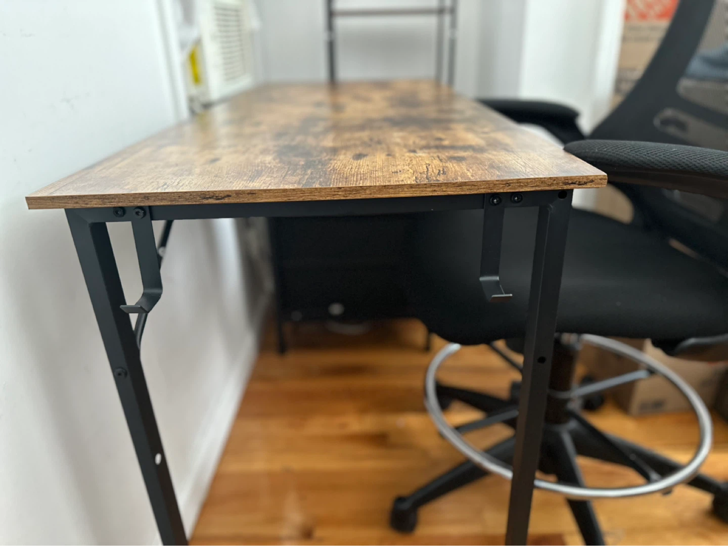 Rustic Wood Grain Desk with 4 Drawers - photo 3