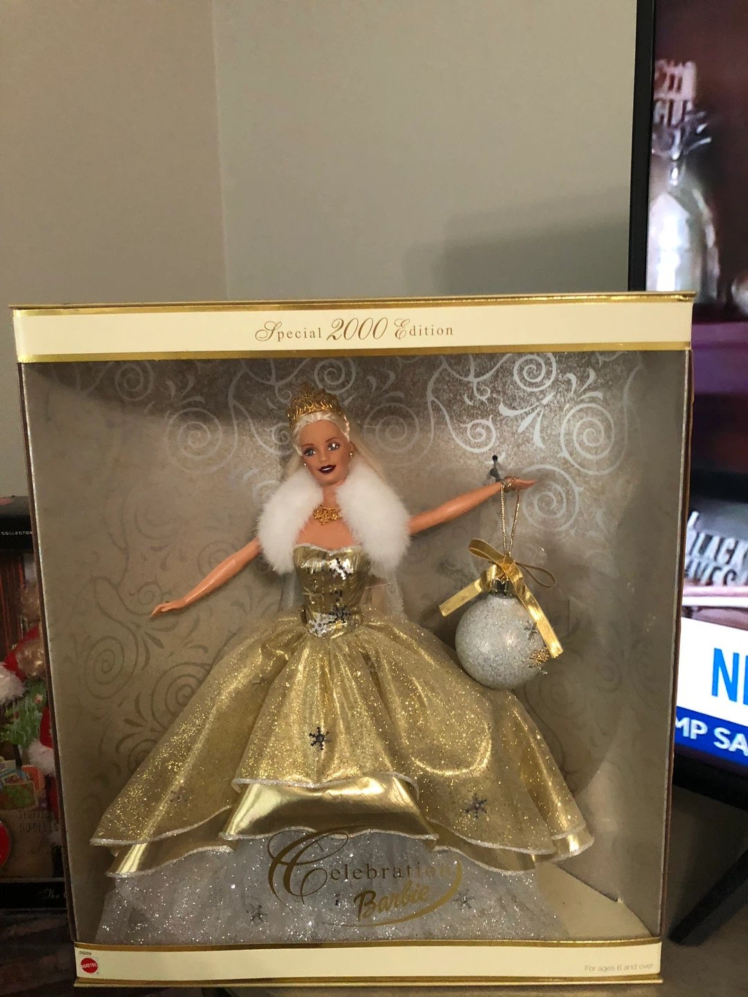 Barbie Collector Edition Dolls (Lot of 4) - photo 3