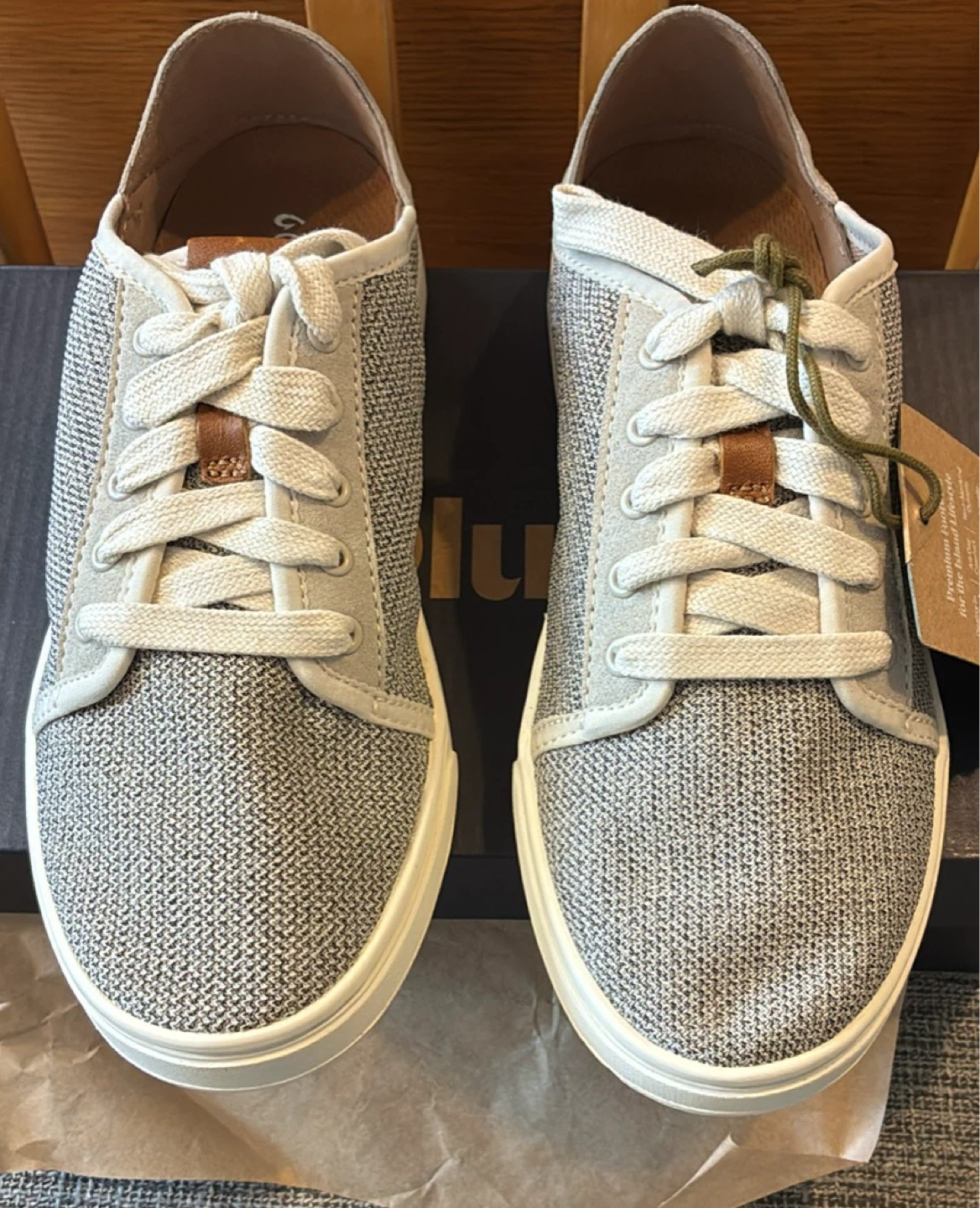 New in box OluKai Pehuna Li-U Women's Sneakers