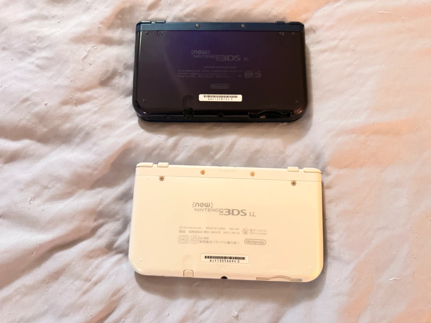 Nintendo 3DS XL and LL Handheld Consoles Read Description - photo 2