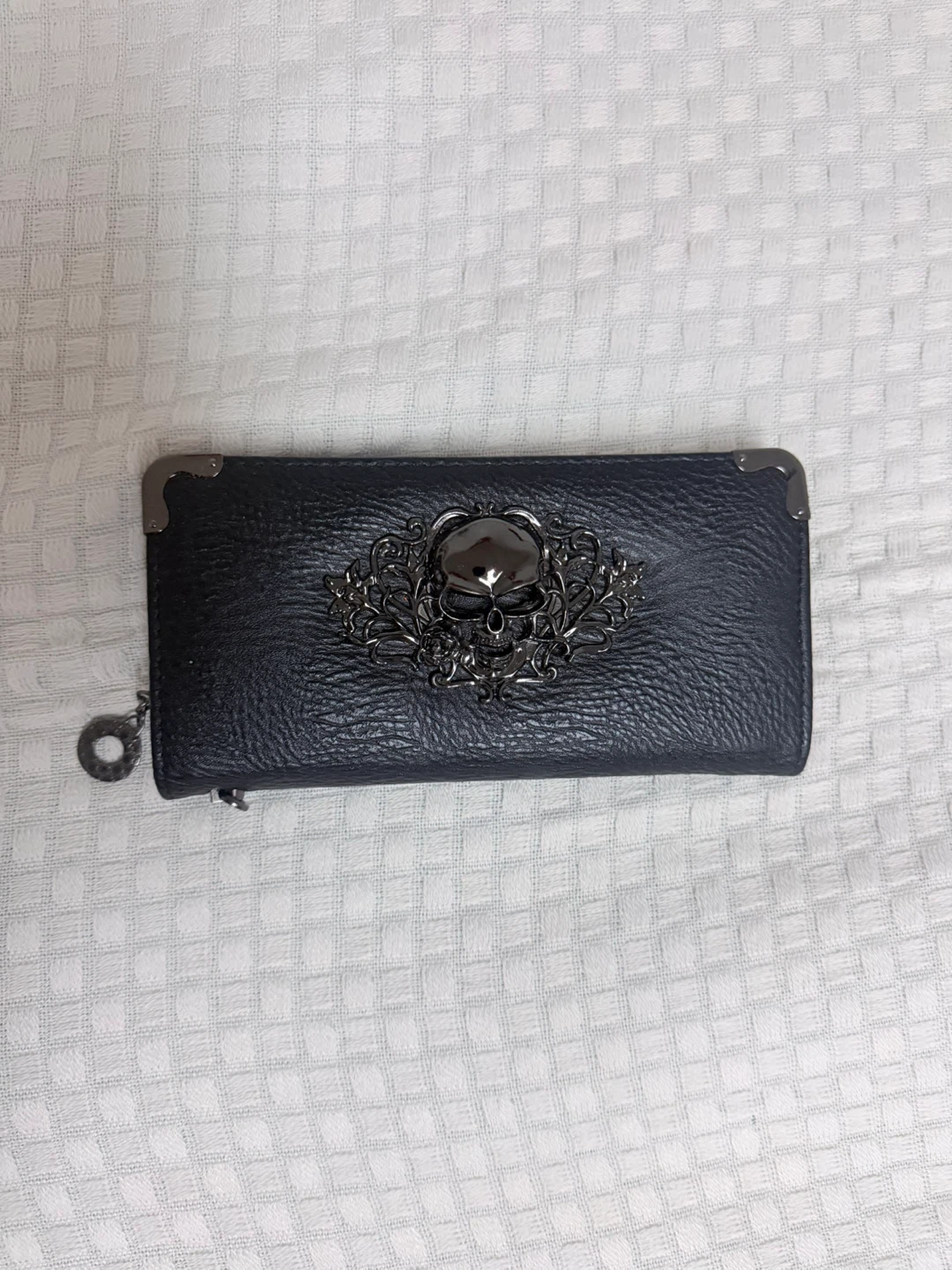 Black Skull faux leather wallet