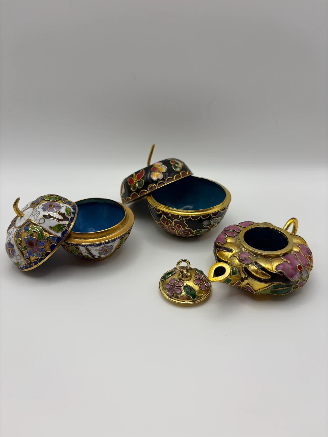 Vintage Cloisonné Trinket Boxes and Teapot Set - photo 3