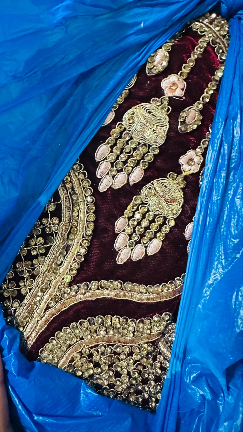 Maroon Velvet Embroidered Lehenga - photo 5