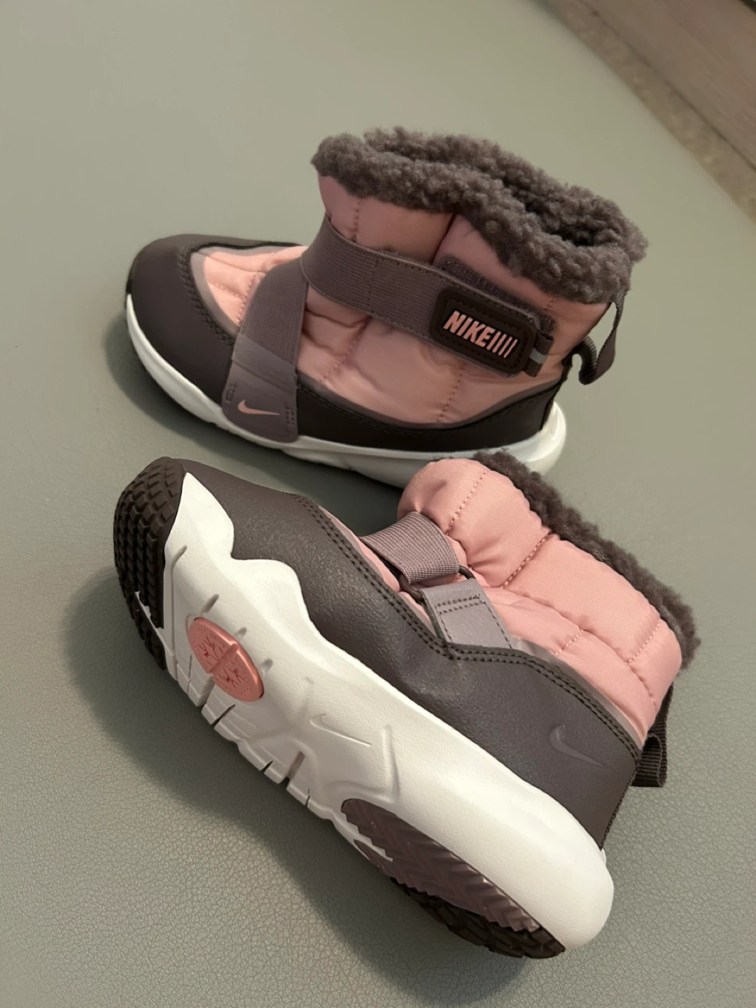 Nike Toddler Winter Boots Size 10C - photo 3