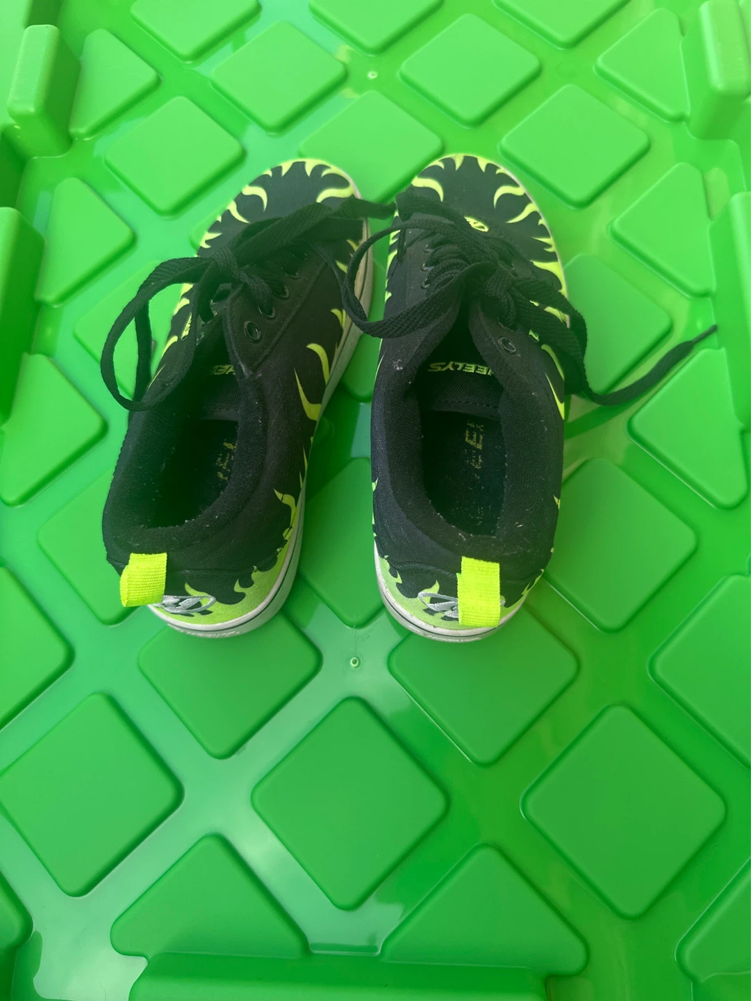 Heelys Kids Shoes with Wheels - photo 2