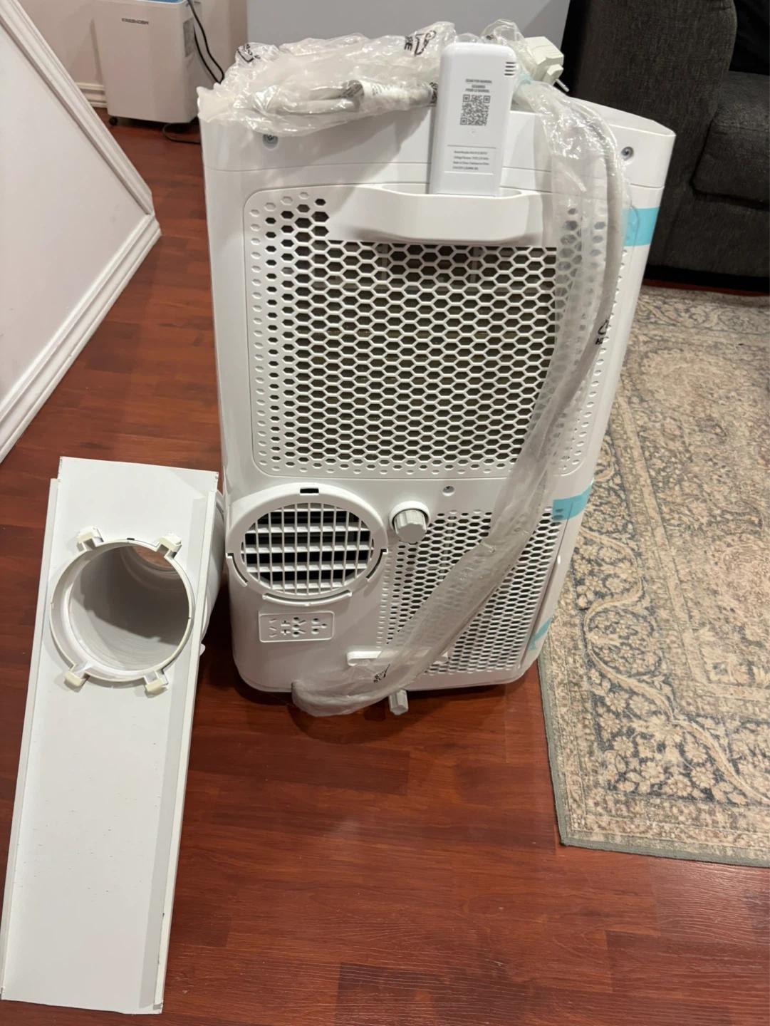 1200BTU Portable AC - photo 2