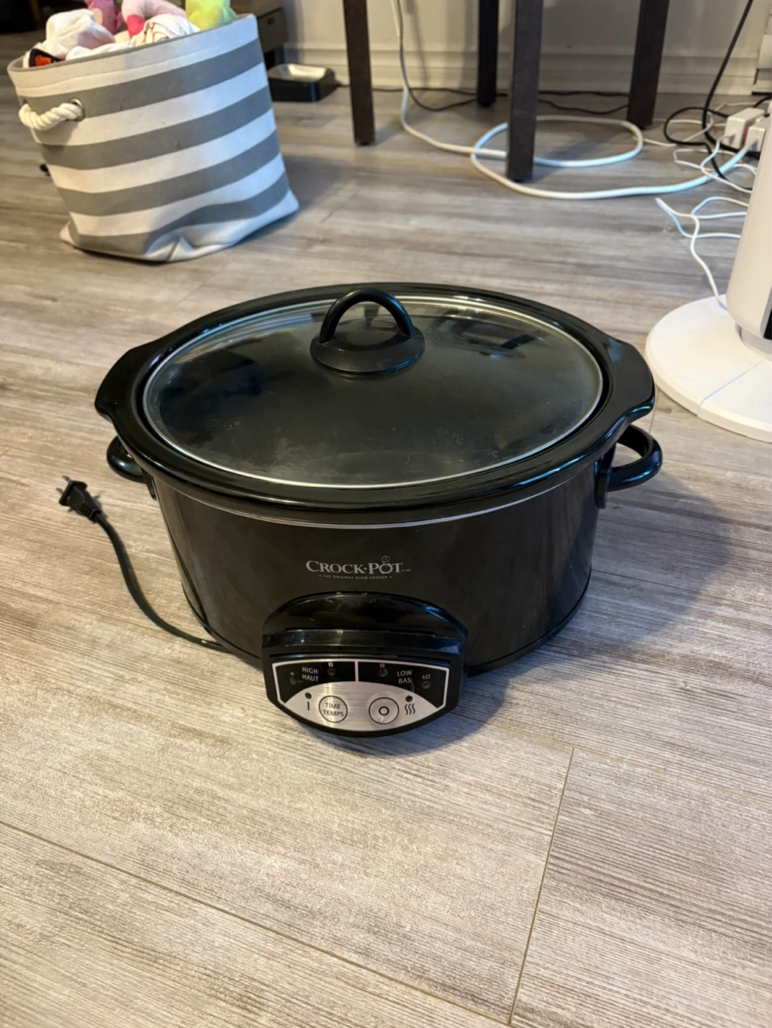 MUST GO ASAP - Crock-Pot Slow Cooker - photo 3