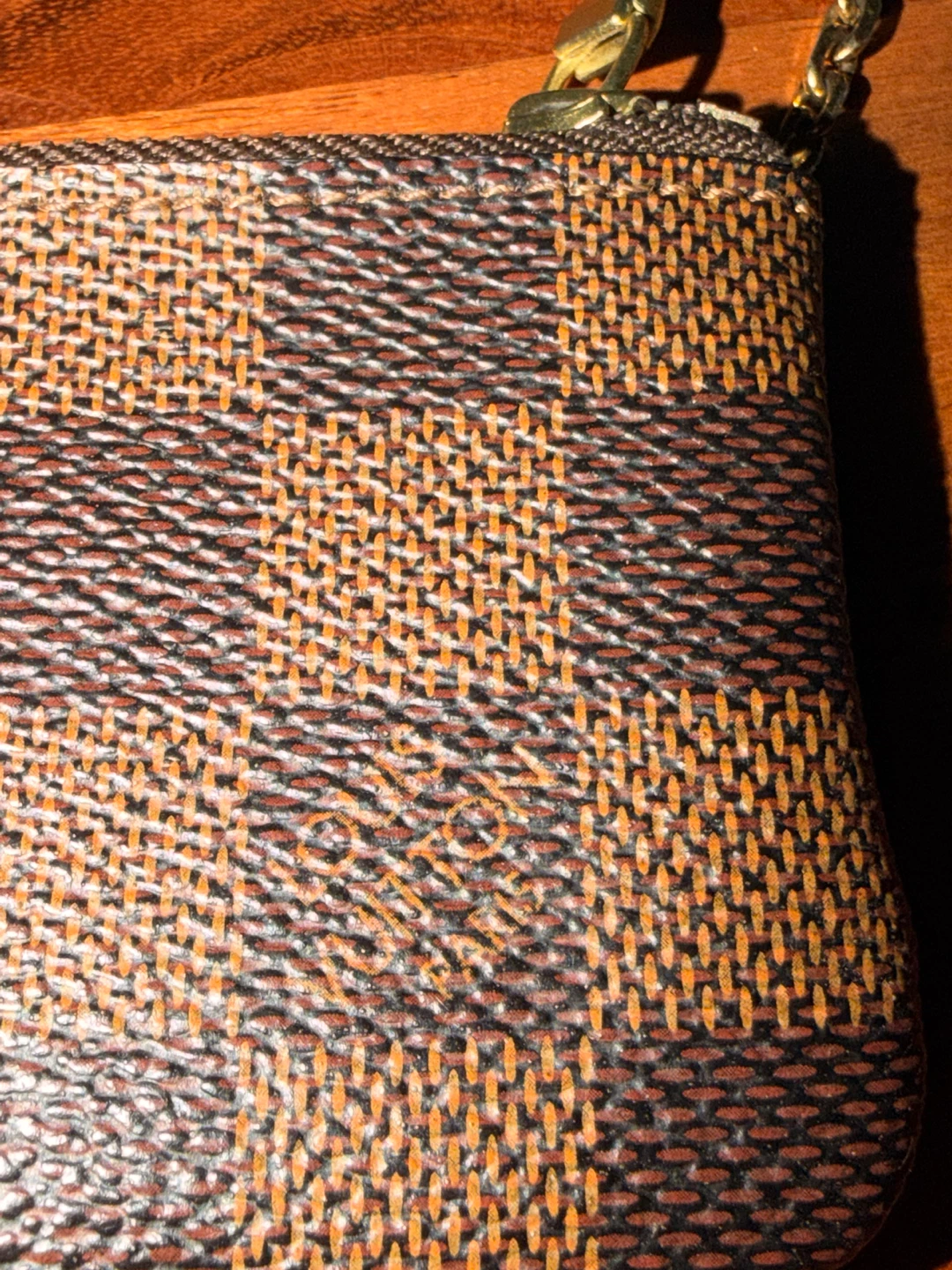 Louis Vuitton Damier Azur Canvas Key Pouch - photo 2