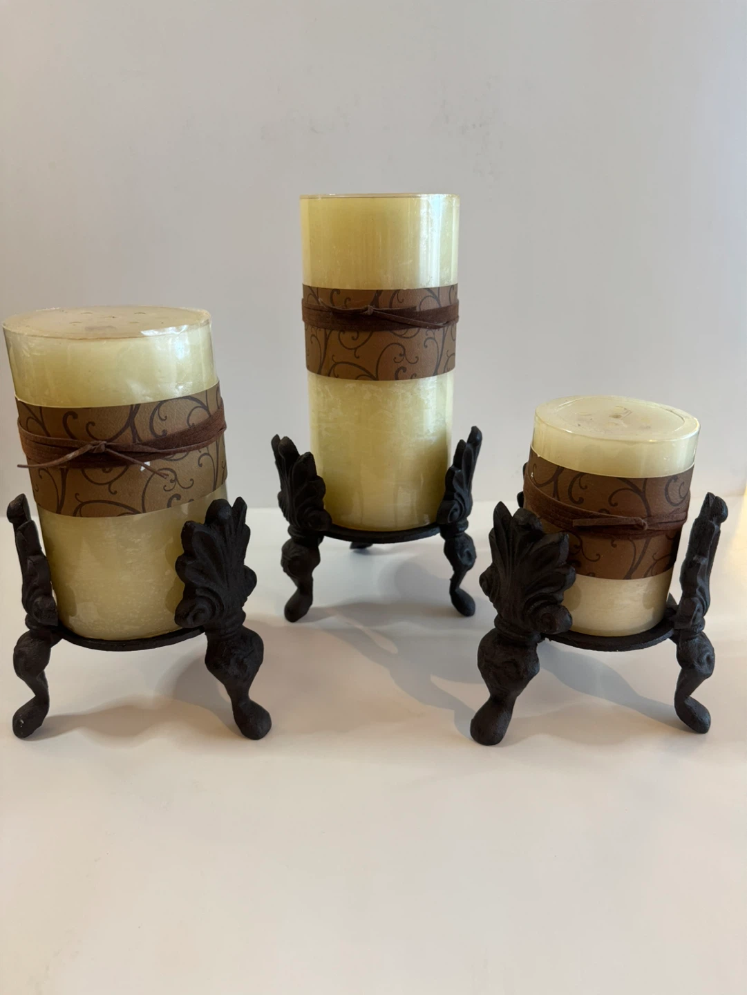 Set of 3 Pillar Candles with Decorative Stands - photo 2