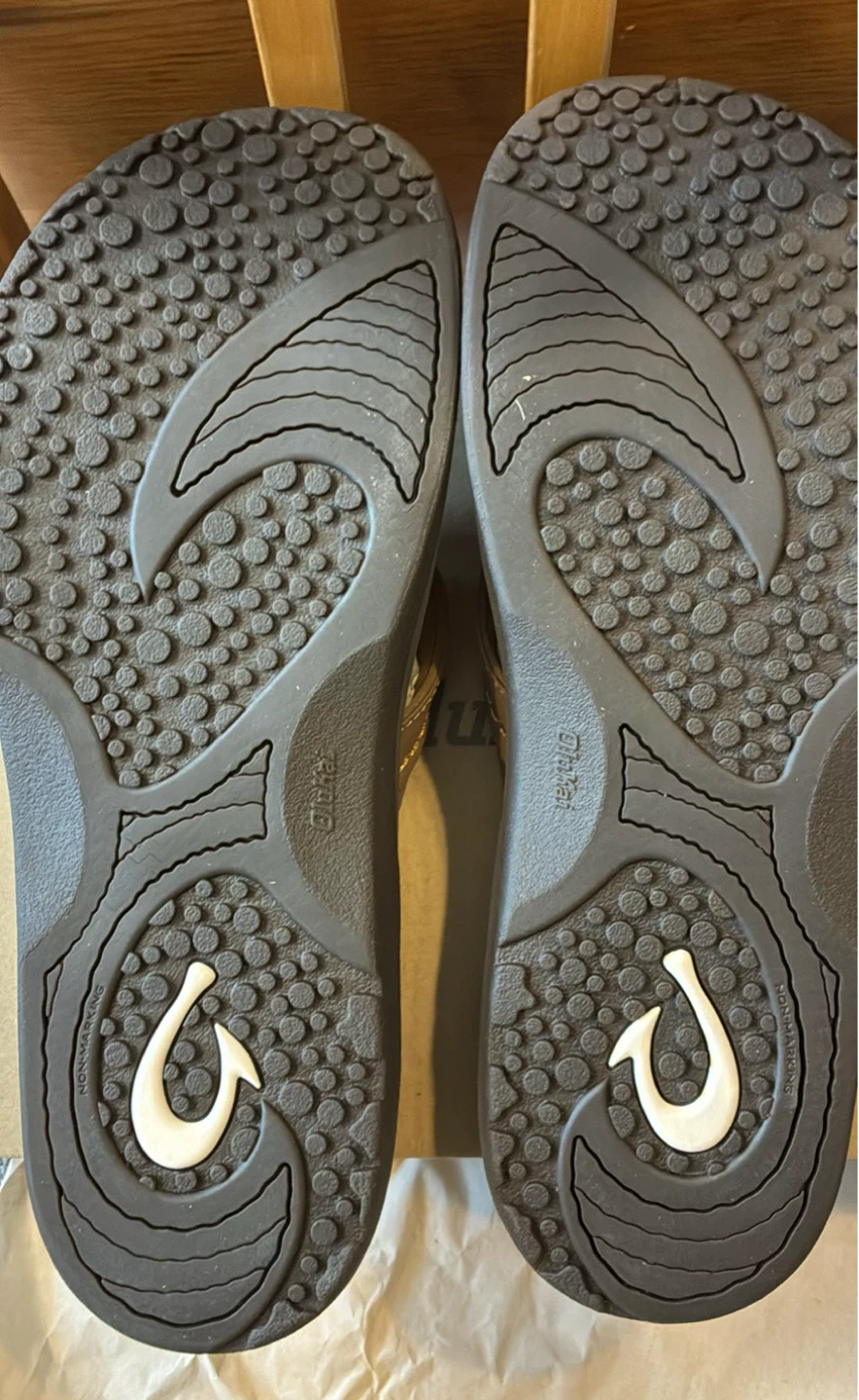 New OluKai Men's Flip Flops Size 14 - photo 5