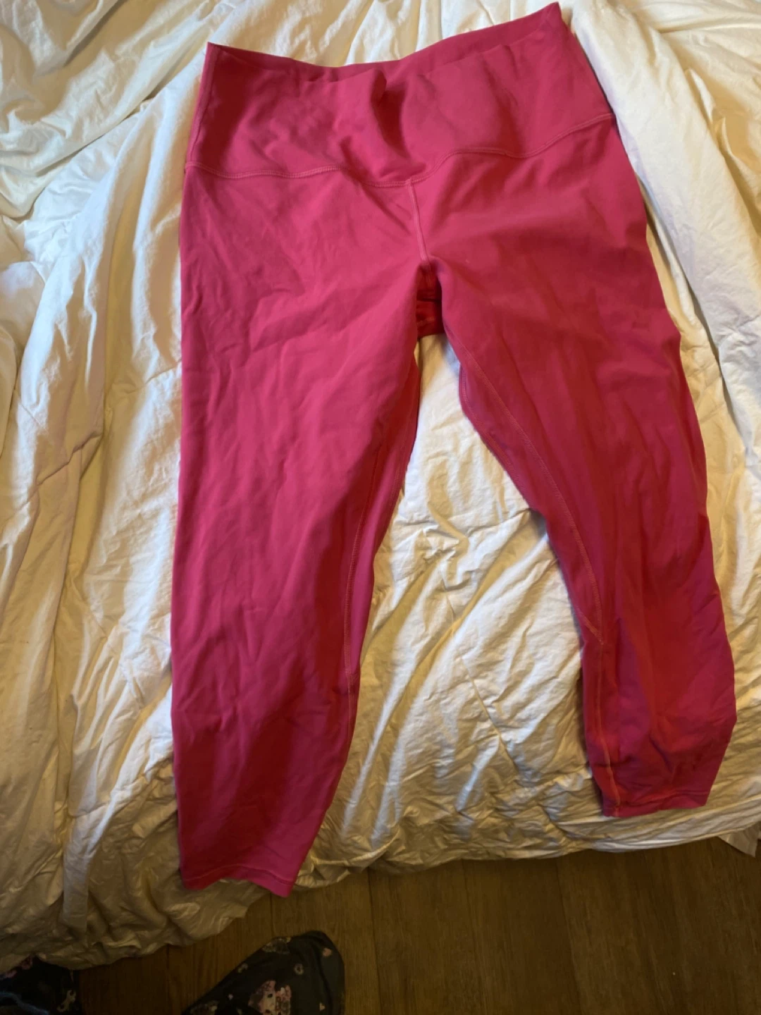 Lululemon Pink Cropped Leggings - photo 3