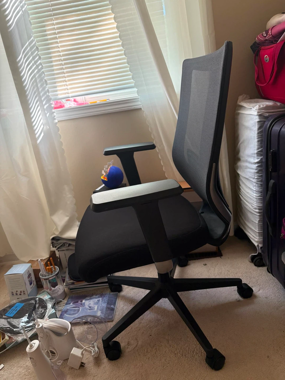 Black Mesh Office Chair - photo 4