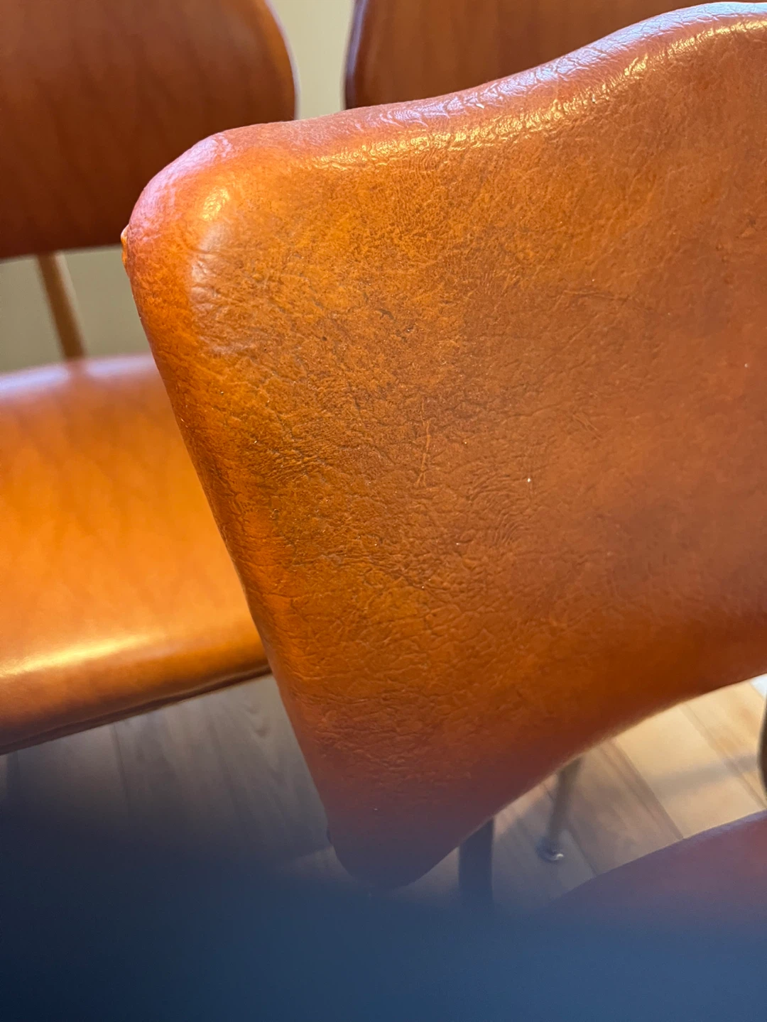 Set of 5 Orange Faux Leather Dining Chairs - photo 3