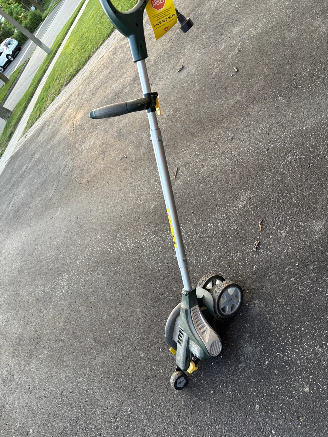 Yardworks Electric Lawn Edger - photo 3
