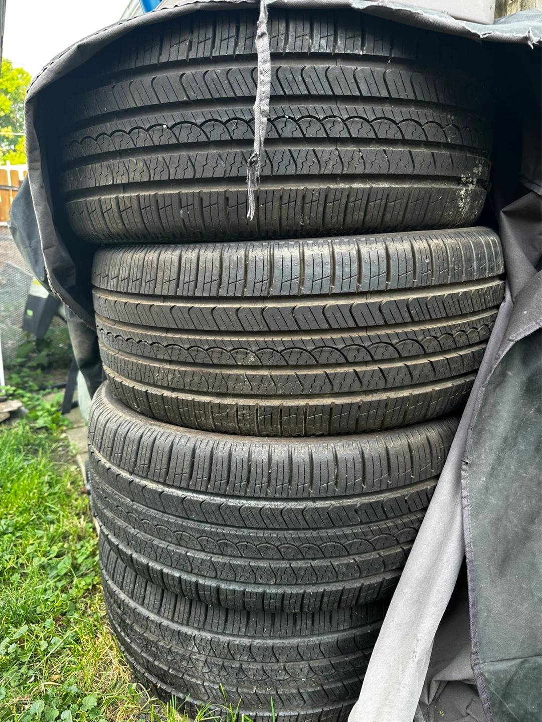 Pirelli P7 Tires - 235/50R17