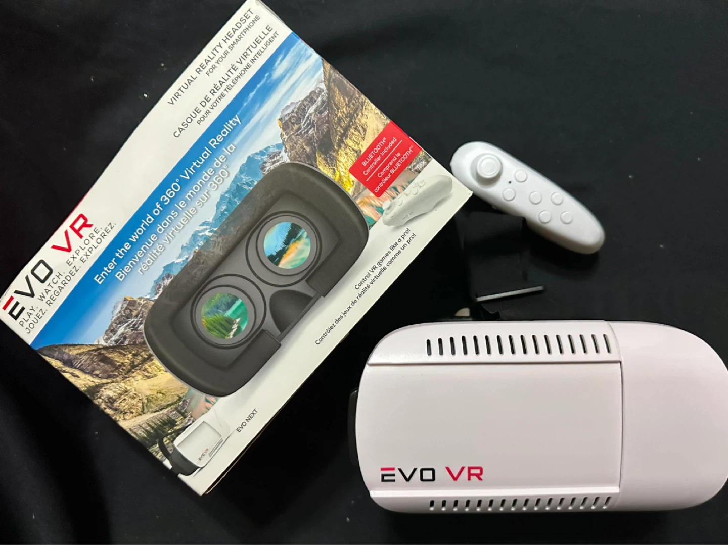 EVO VR Virtual Reality Headset with Bluetooth Controller