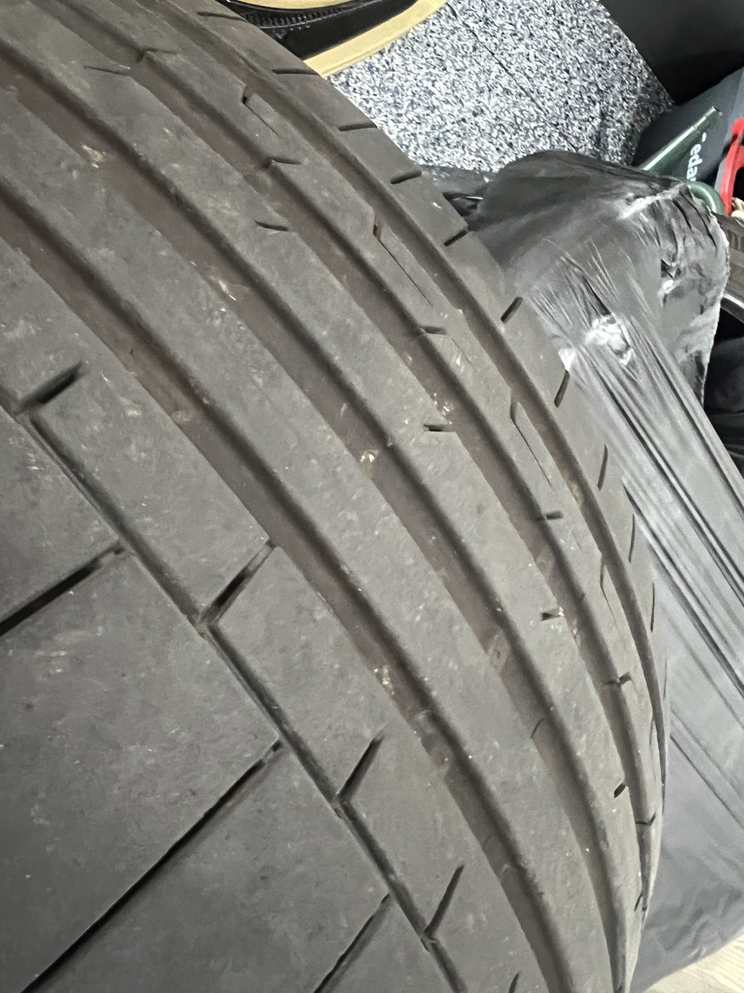 295 35 23 continental tire set - photo 5