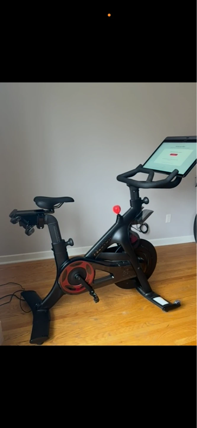 Peloton bike plus Exercise Bike - photo 5