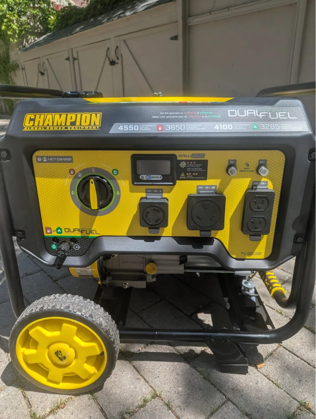 Champion Dual Fuel Generator 4550 Starting Watts - photo 4