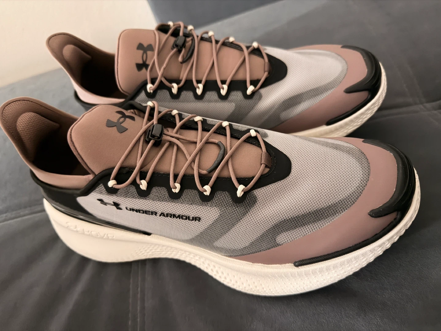 Under Armour UA Nova Running Shoes – Size 10.5 Men’s – Like New