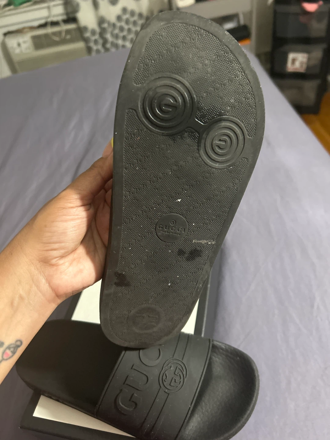 Gucci Rubber Slide Sandals - photo 4