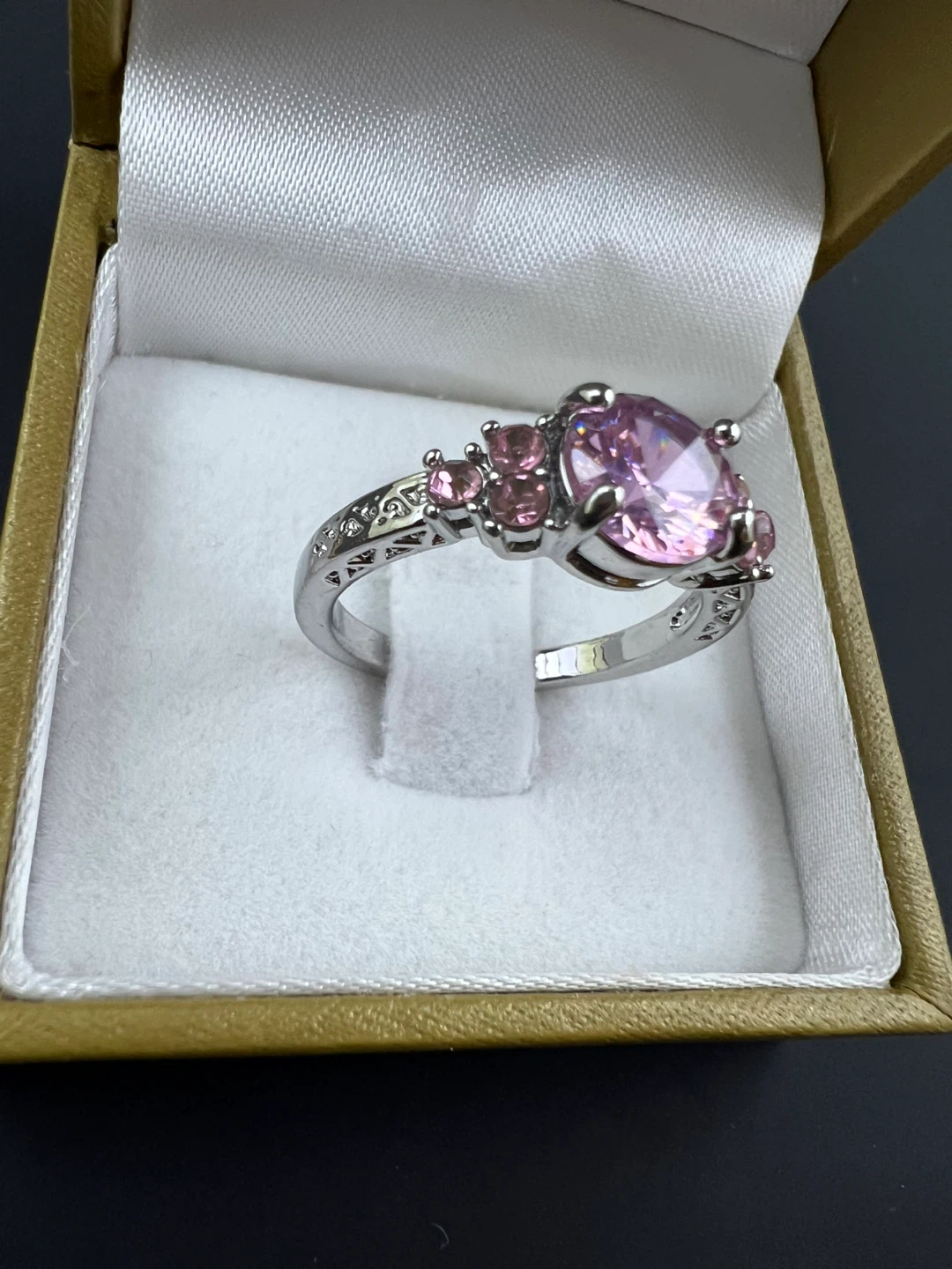 Elegant Pink Cluster Statement Ring - photo 5