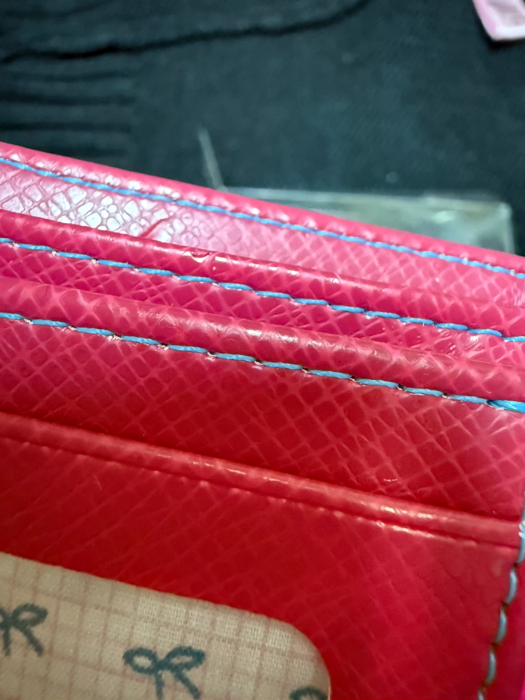 Magenta and blue wallet with fish reef design - photo 4