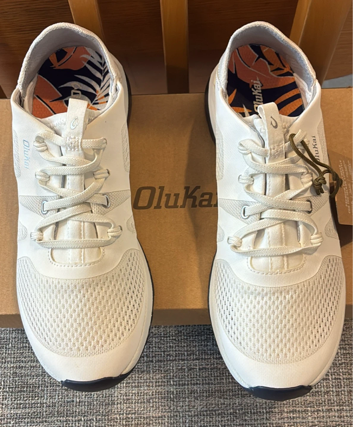 New OluKai Women's Huia Sneakers