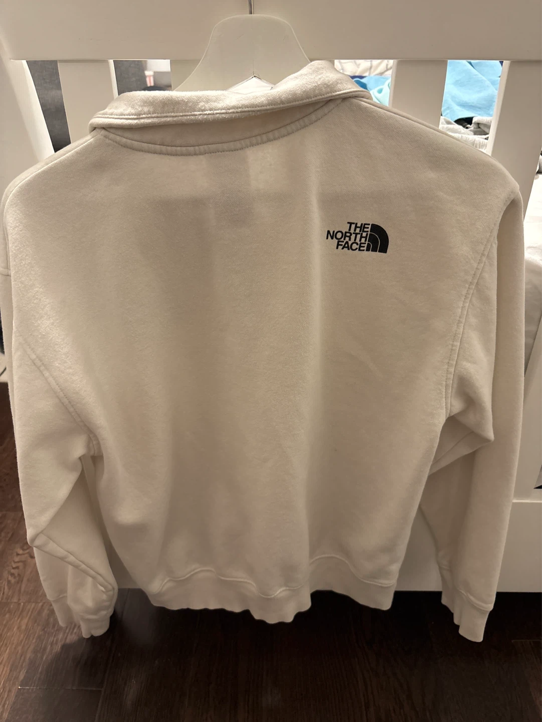 The North Face 1/4 Zip Sweatshirt - photo 2