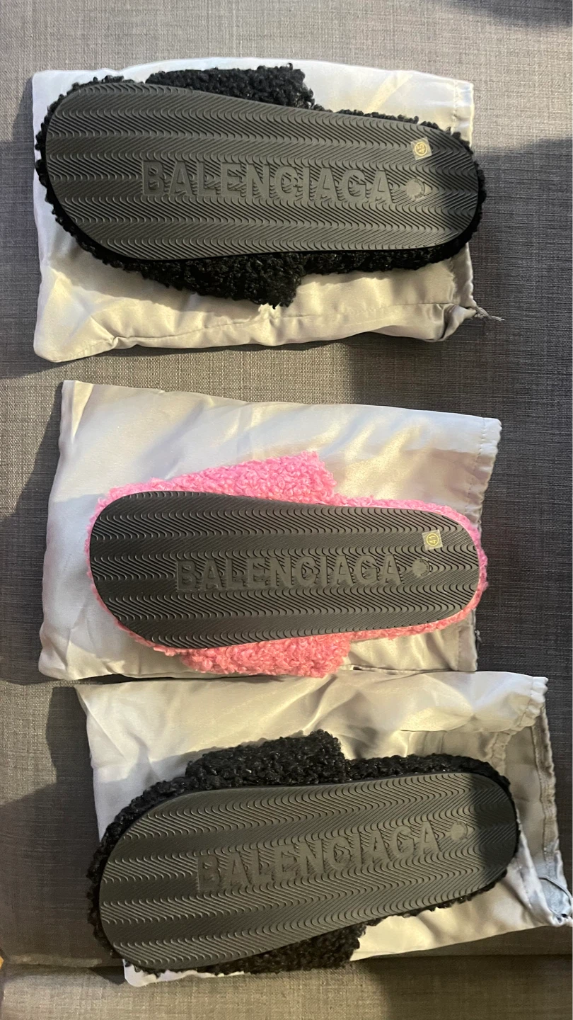 Balenciaga Fur Slides - photo 3