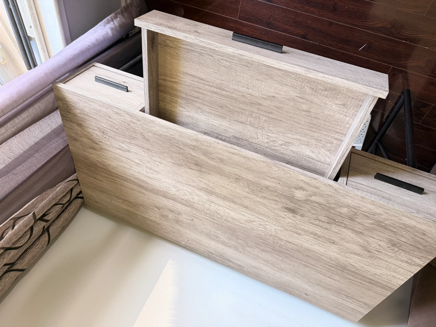 Wooden desk with 3 drawers and Gaming chair - photo 3