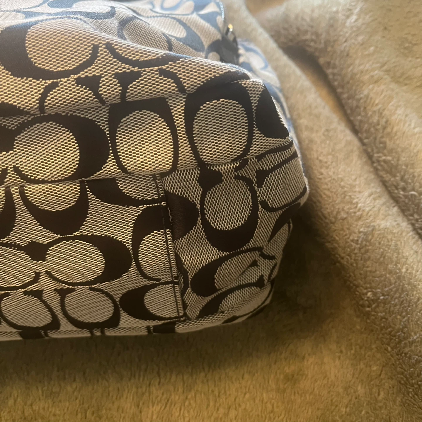 Coach Monogram Shoulder Bag - photo 3