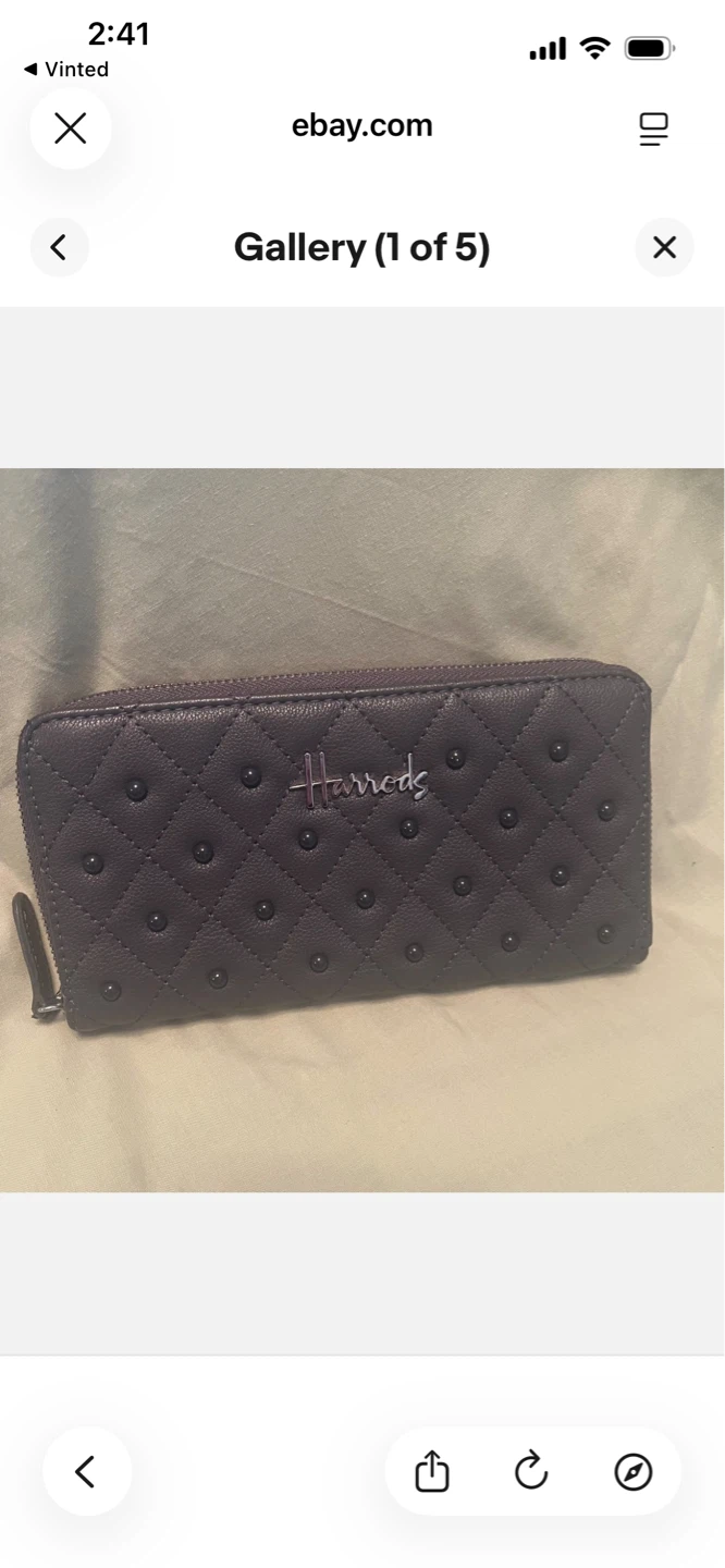 Harrods Quilted Zippered Wallet