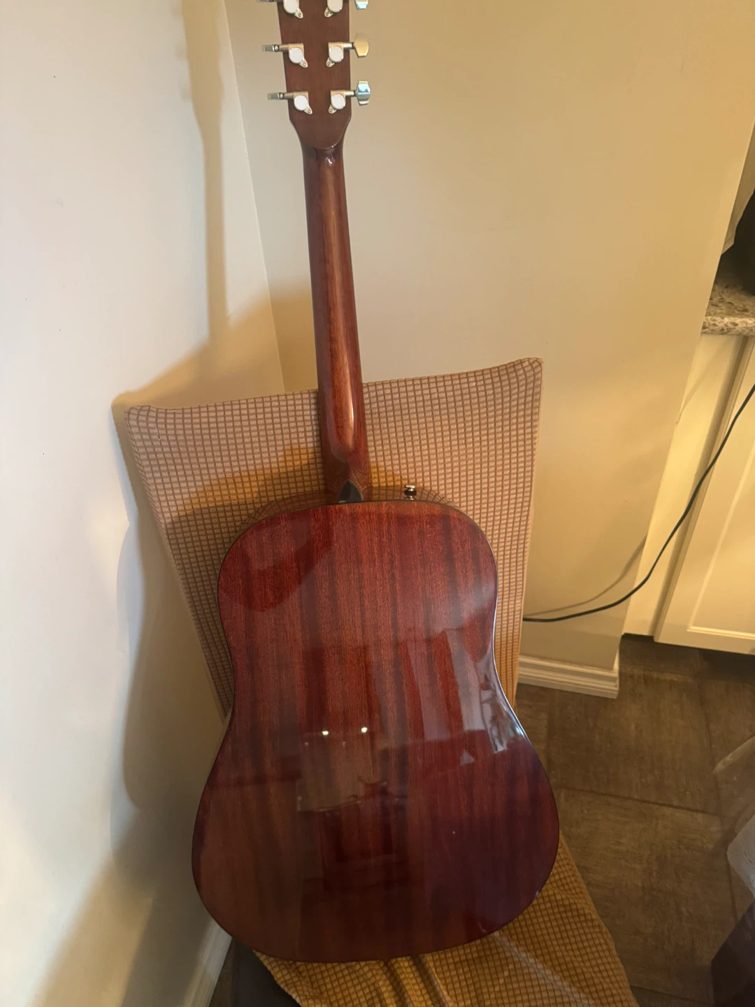 Fender DG-10 Acoustic Guitar + Case - photo 3