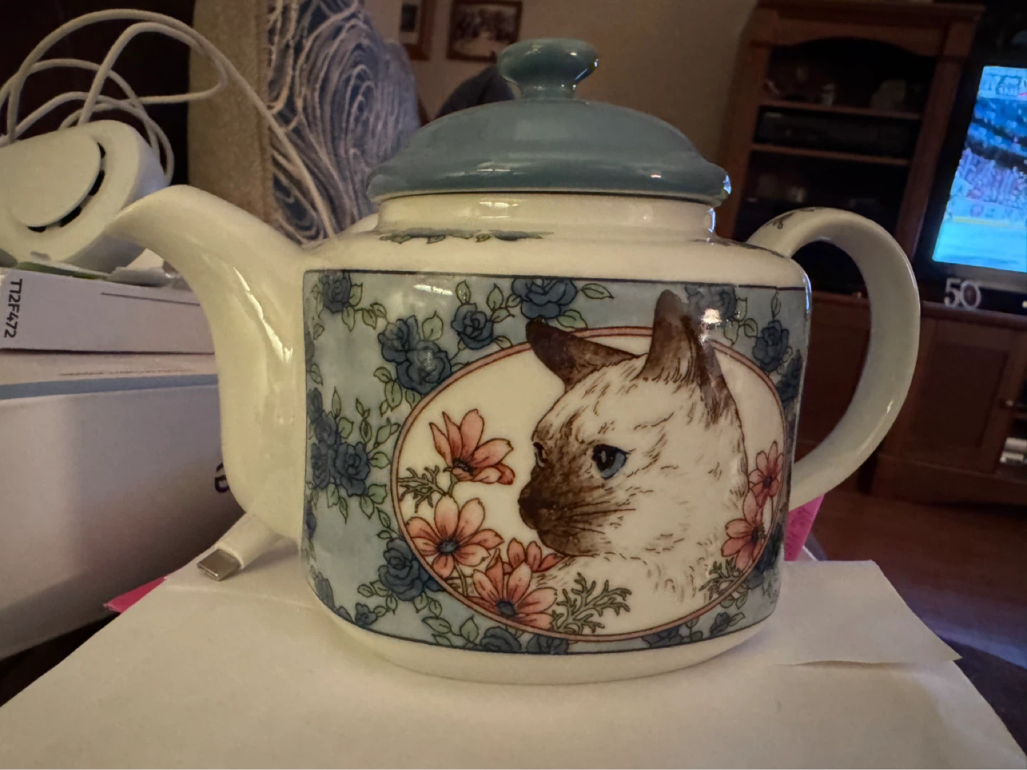 Ceramic Teapot with Cat Design