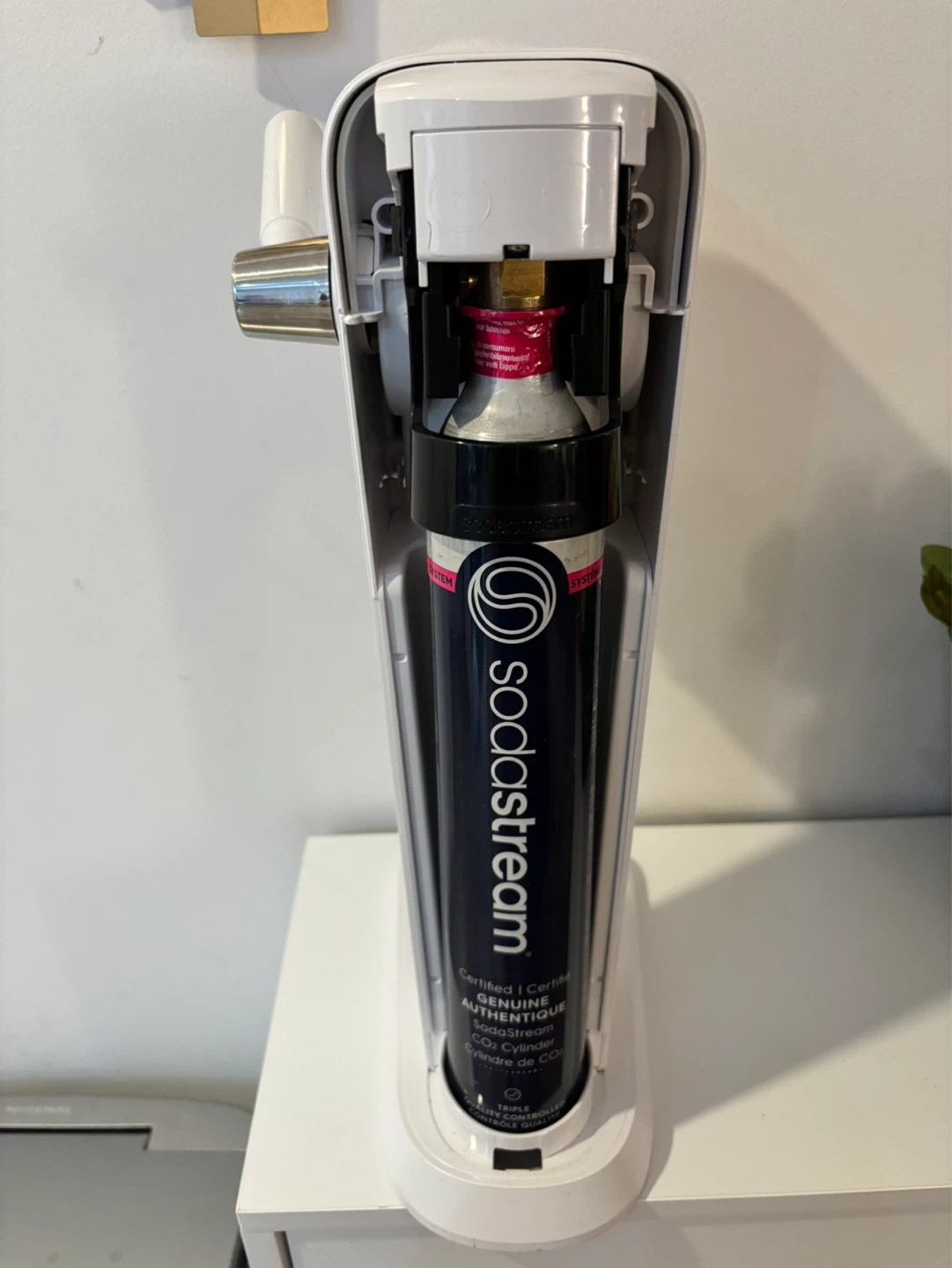 SodaStream ART Sparkling Water Maker - photo 2