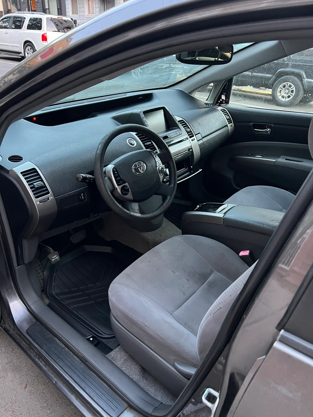 2007 Toyota Prius • Touring Hatchback 4D - photo 5