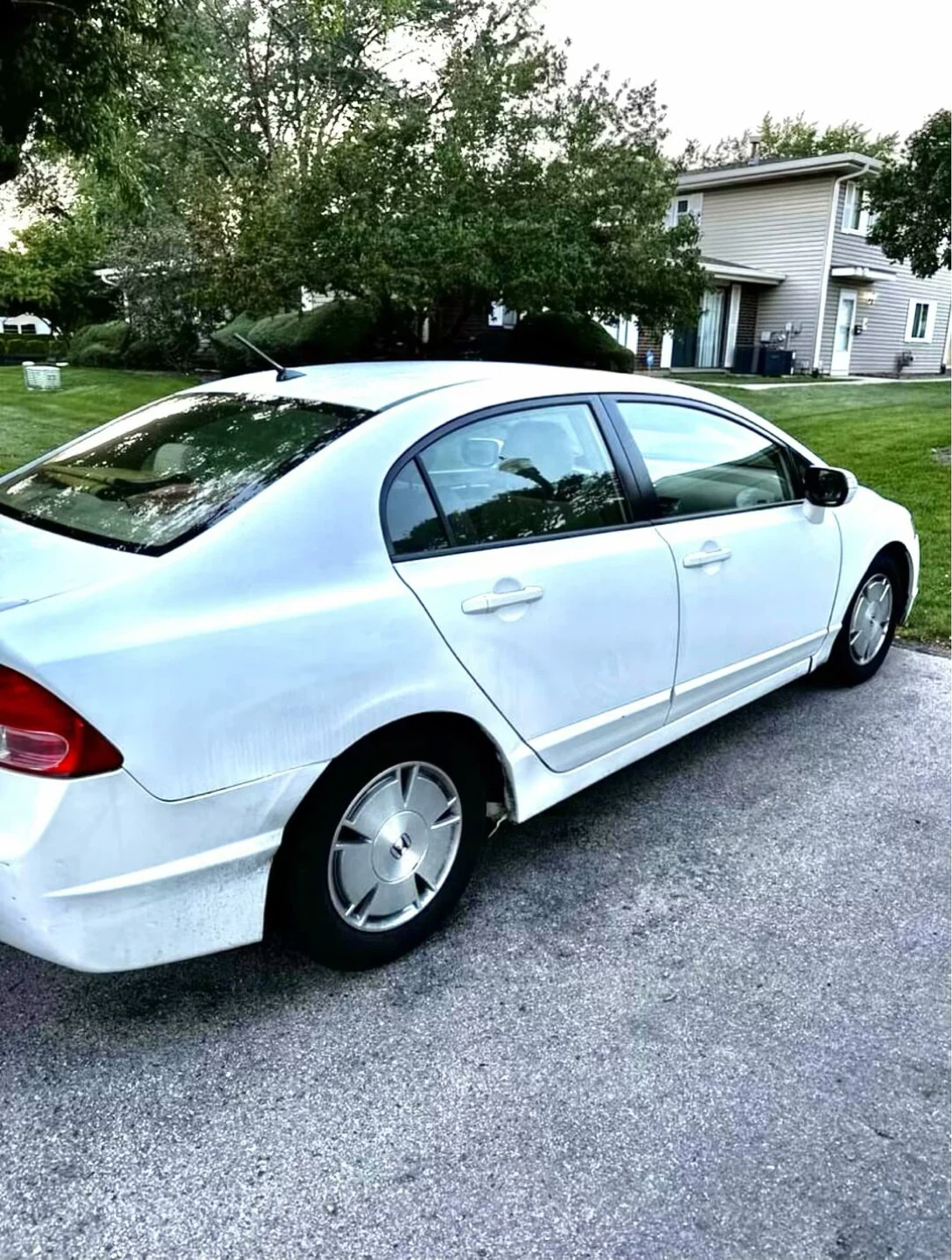 White Honda Civic Sedan - photo 3