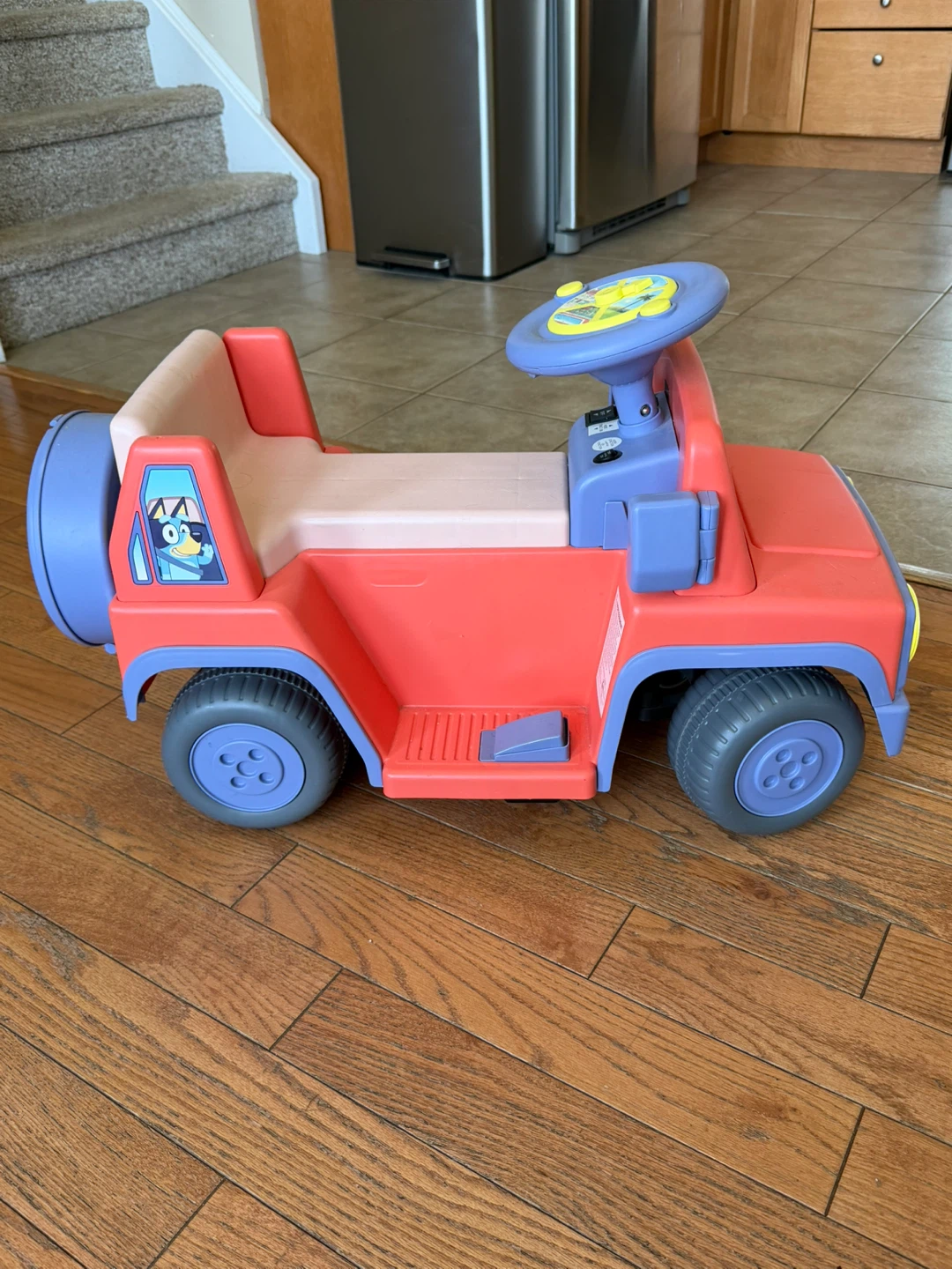 Bluey Ride-On Car - photo 2