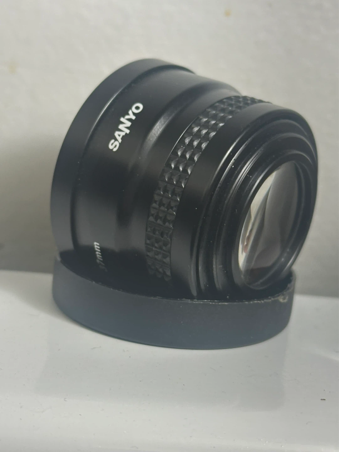 Sanyo super wide conversion lens 0.42x37mm - photo 5