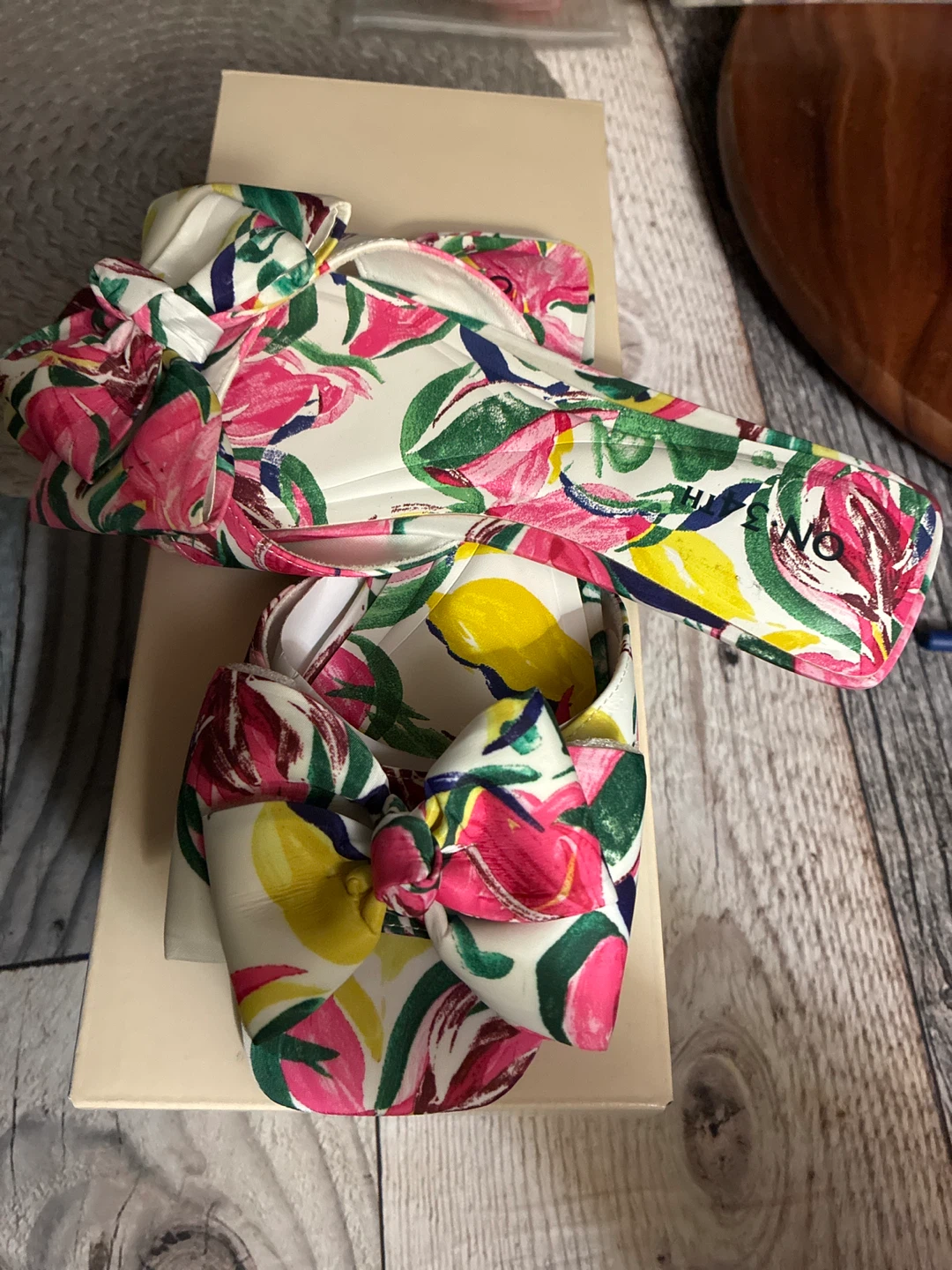 ON 34TH Jazminnf Floral Slide Sandals