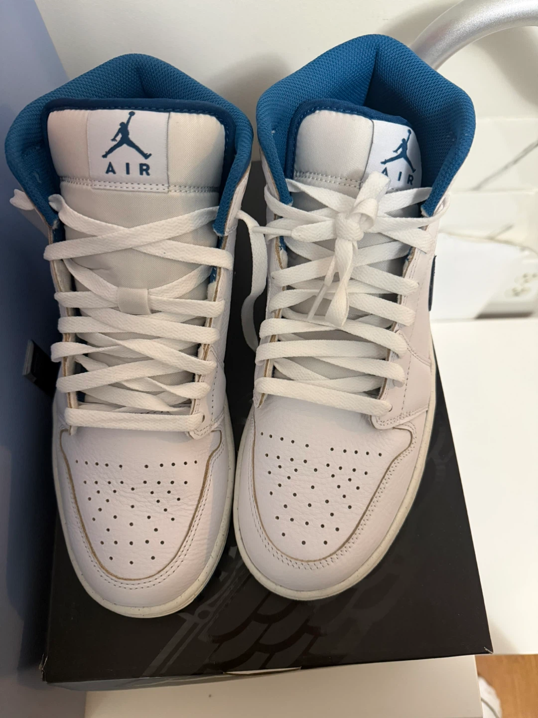 Jordan 1 Mid SE Industrial Blue Size 9.5 With Box - photo 3