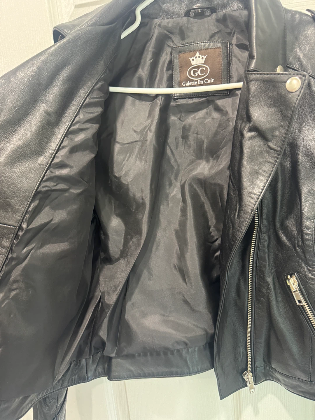 Women’s Genuine Leather Moto Jacket – Size Large - photo 2