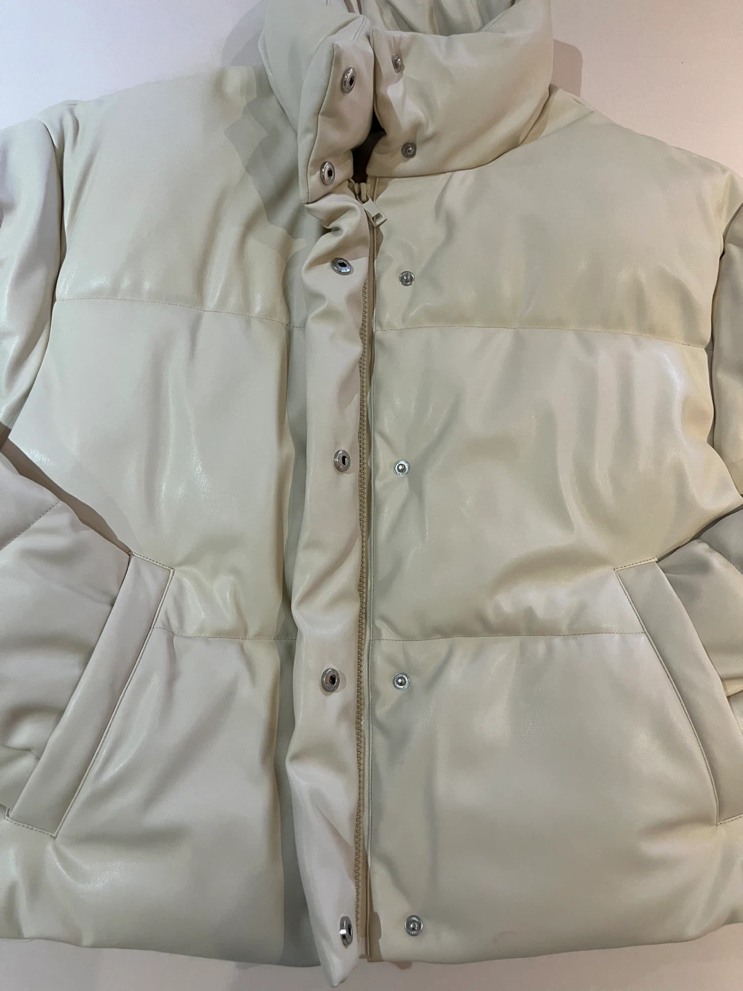 MOVING SALE - White Winter Jacket - photo 2